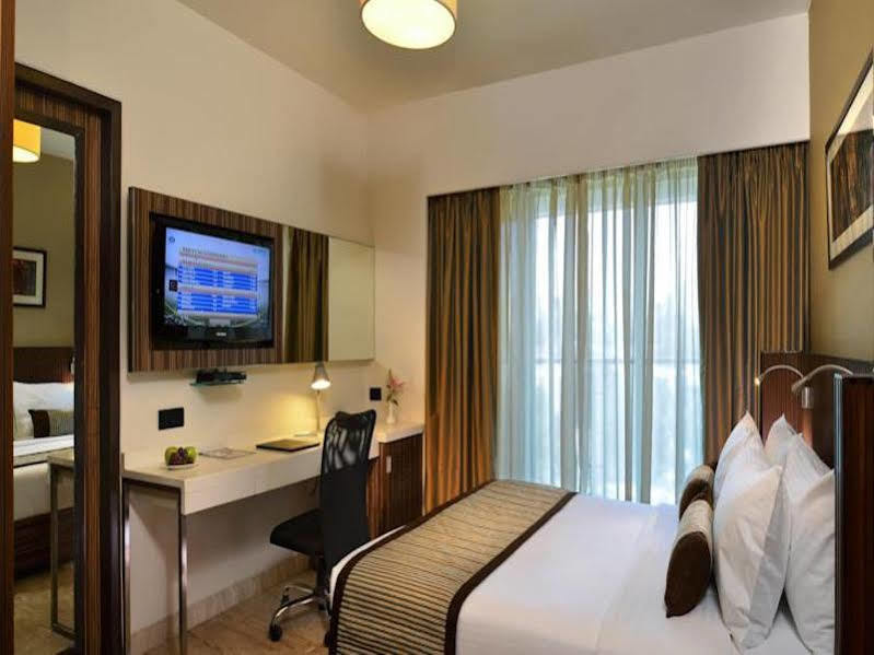 Residency Sarovar Portico Bombay Exterior foto